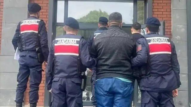Çanakkale'de Göçmen Kaçakçılığına Darbe: 9 Operasyonda 6 Şüpheli Yakalandı, 4’ü Tutuklandı