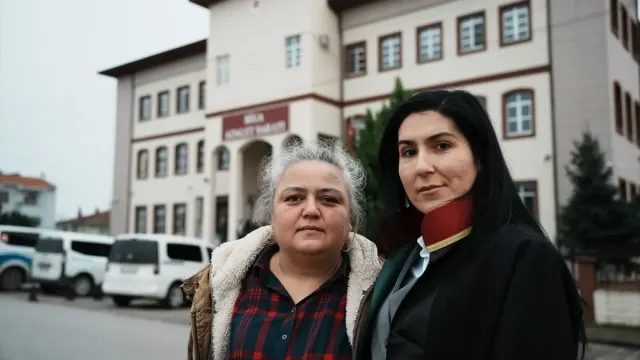 Çanakkale Biga’da Lisede Şiddet Davası Başladı: 15 Yaşındaki Öğrenci ‘Kasten Öldürmeye Teşebbüs’ Suçlamasıyla Yargılanıyor