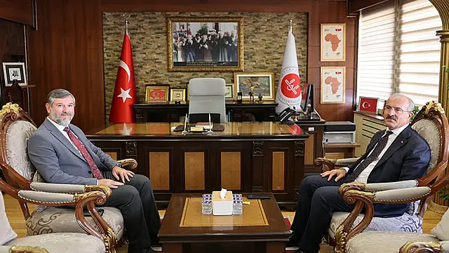 Vali Toraman’dan İl Müftüsü Topçu’ya Hayırlı Olsun Ziyareti